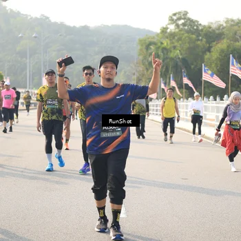 Runner Photo 6902591