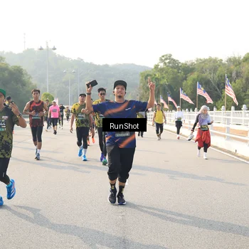 Runner Photo 6902609