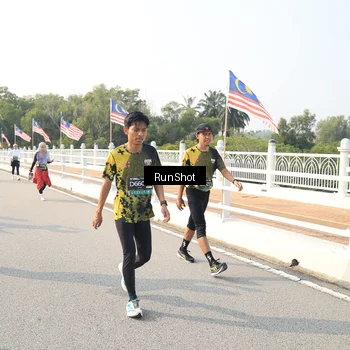 Runner Photo 6902620