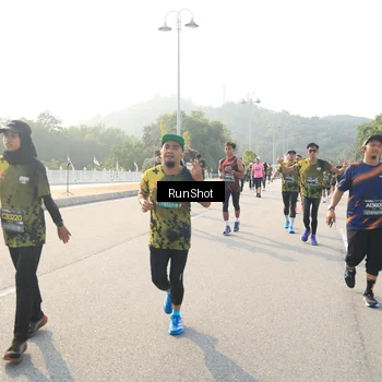 Runner Photo 6902626