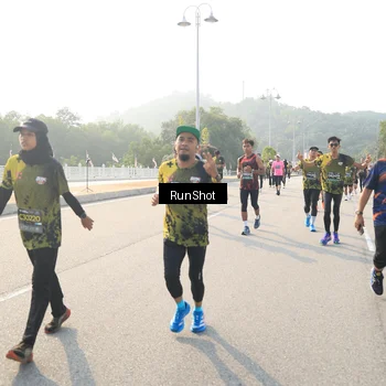 Runner Photo 6902628