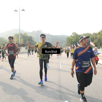 Runner Photo 6902673