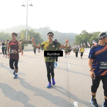 Runner Photo 6902678