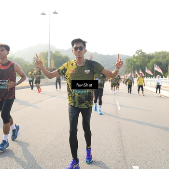 Runner Photo 6902698