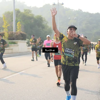 Runner Photo 6902718