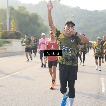 Runner Photo 6902725