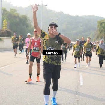 Runner Photo 6902728