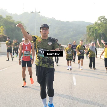 Runner Photo 6902746