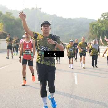 Runner Photo 6902747