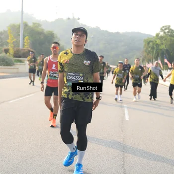 Runner Photo 6902755