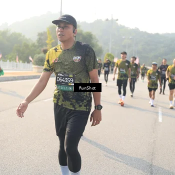 Runner Photo 6902766