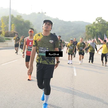 Runner Photo 6902771