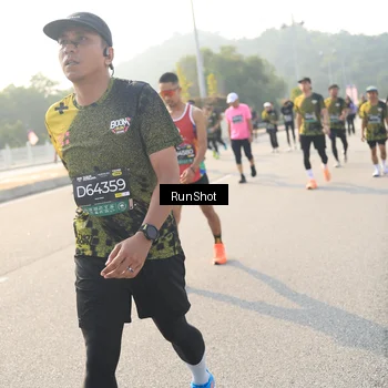 Runner Photo 6902777
