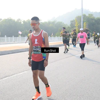 Runner Photo 6902787