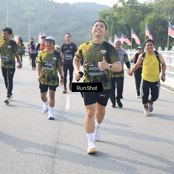 Runner Photo 6902813