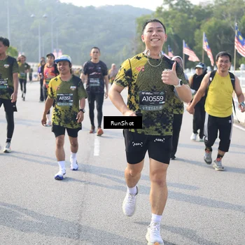 Runner Photo 6902827