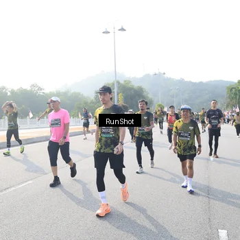 Runner Photo 6902849