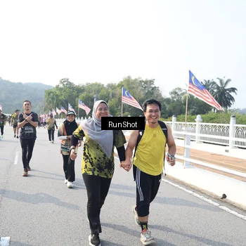 Runner Photo 6902883