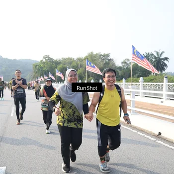Runner Photo 6902894