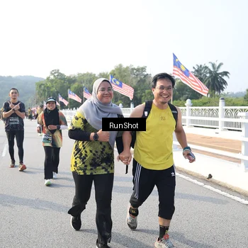 Runner Photo 6902897