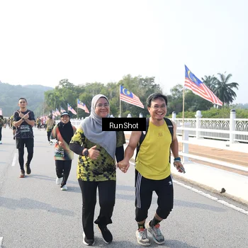 Runner Photo 6902898