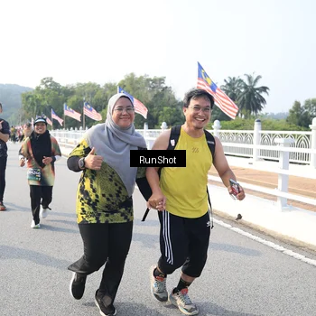 Runner Photo 6902915