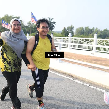 Runner Photo 6902916