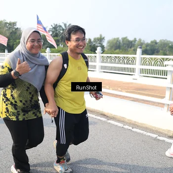 Runner Photo 6902918