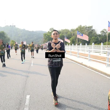 Runner Photo 6902950