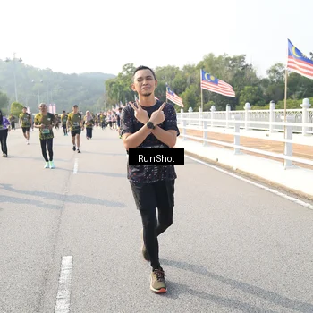 Runner Photo 6902963