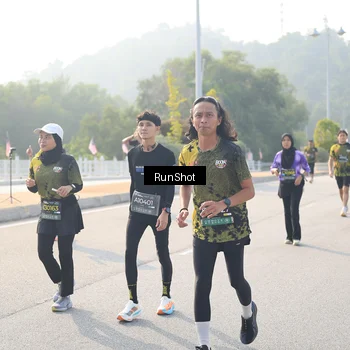 Runner Photo 6902994