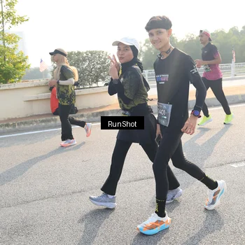 Runner Photo 6903086