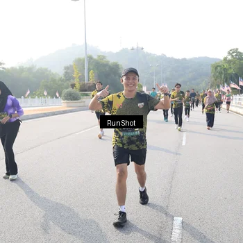 Runner Photo 6903107