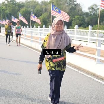 Runner Photo 6903246