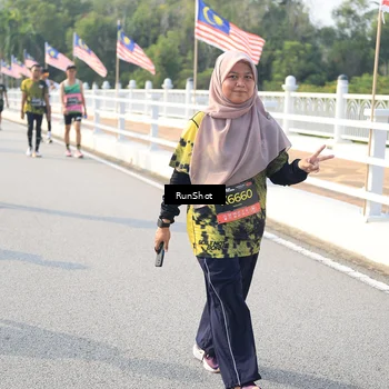 Runner Photo 6903250