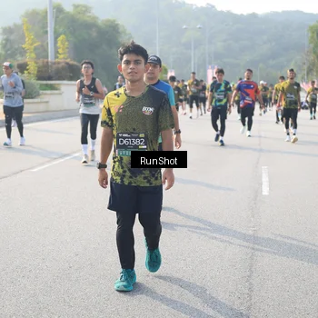 Runner Photo 6903267