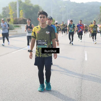 Runner Photo 6903270