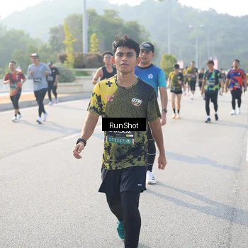 Runner Photo 6903284