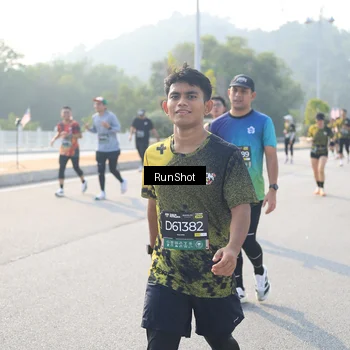 Runner Photo 6903292