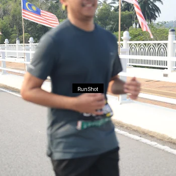 Runner Photo 6903322