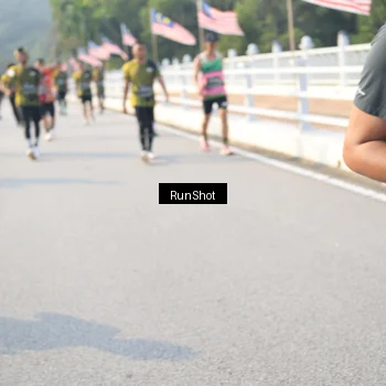 Runner Photo 6903324
