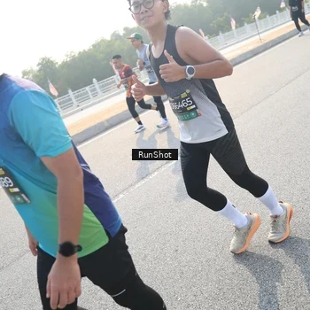 Runner Photo 6903365