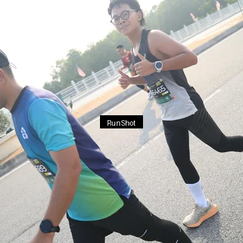 Runner Photo 6903367