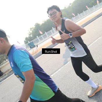 Runner Photo 6903369