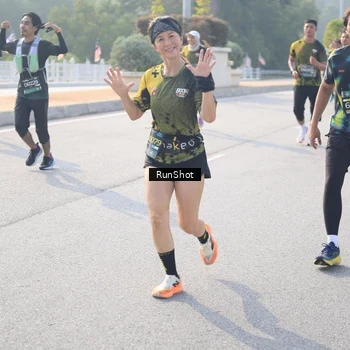 Runner Photo 6903388