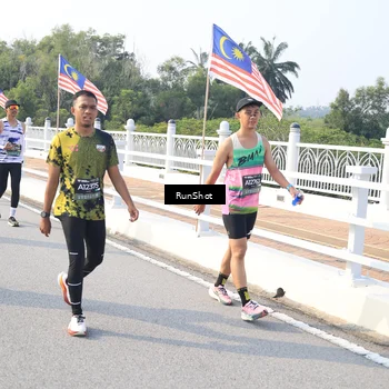 Runner Photo 6903433