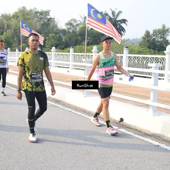 Runner Photo 6903434