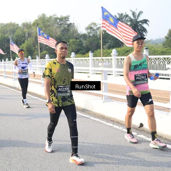 Runner Photo 6903447