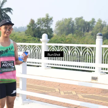 Runner Photo 6903448