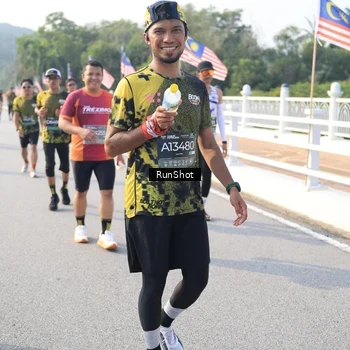 Runner Photo 6903482